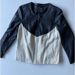 ZARA JACKET.  FAUX LEATHER AND COTTON/CANVAS. SIZE SM